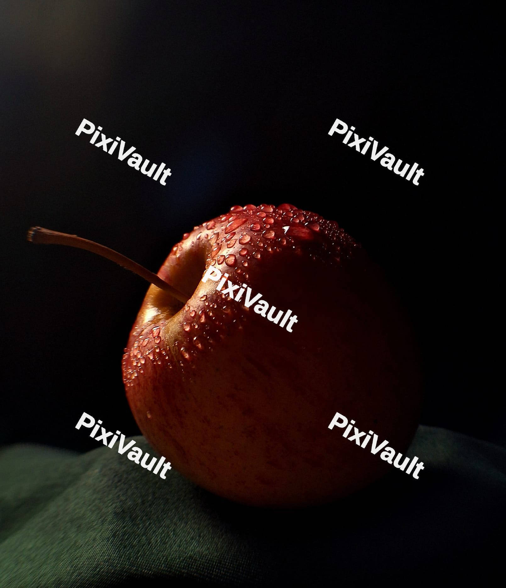 Red Apple